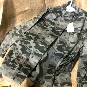 Cargo Camo jacket Never worn with tags